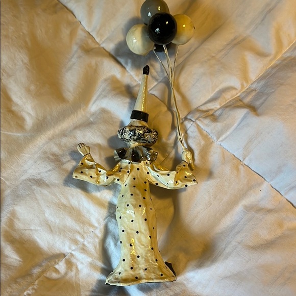 Vintage Papier Mache Polka Dot Clown Figurine with Balloons - Picture 3 of 4